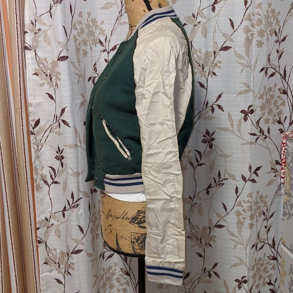 Ashley Green & Cream Varsity-Style Jacket. Size: M - Picture 6 of 9